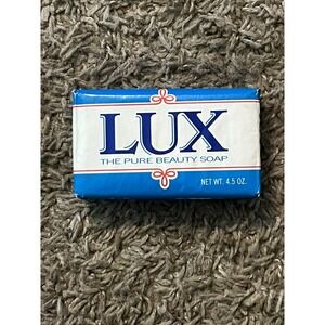 Vintage Lever Lux Pure‎ Beauty Soap Bar 4.5 oz New Old Stock